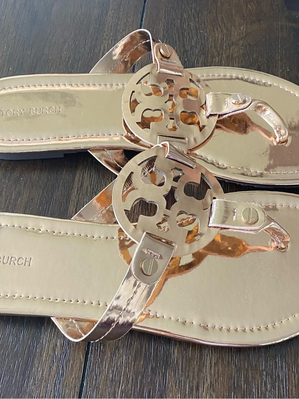 Tory Burch Metallic Rose Gold Logo Thong Sandals - Shiny Rose